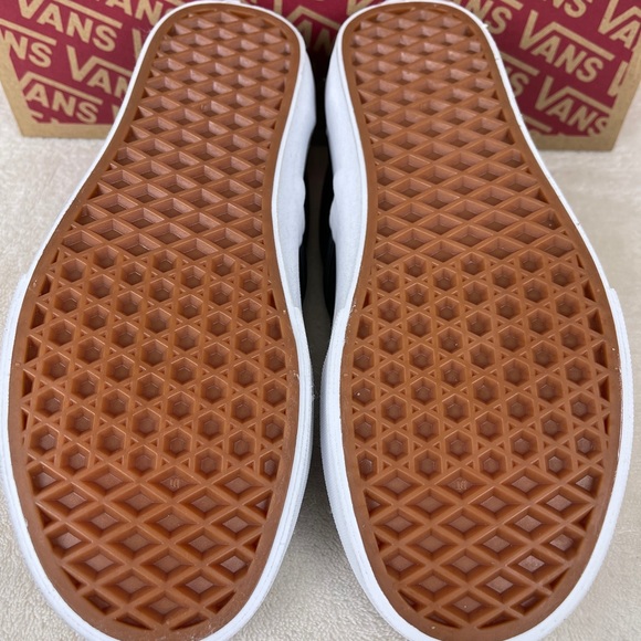 VANS Classic Slip On Black White Leather Old Skool - Picture 7 of 7